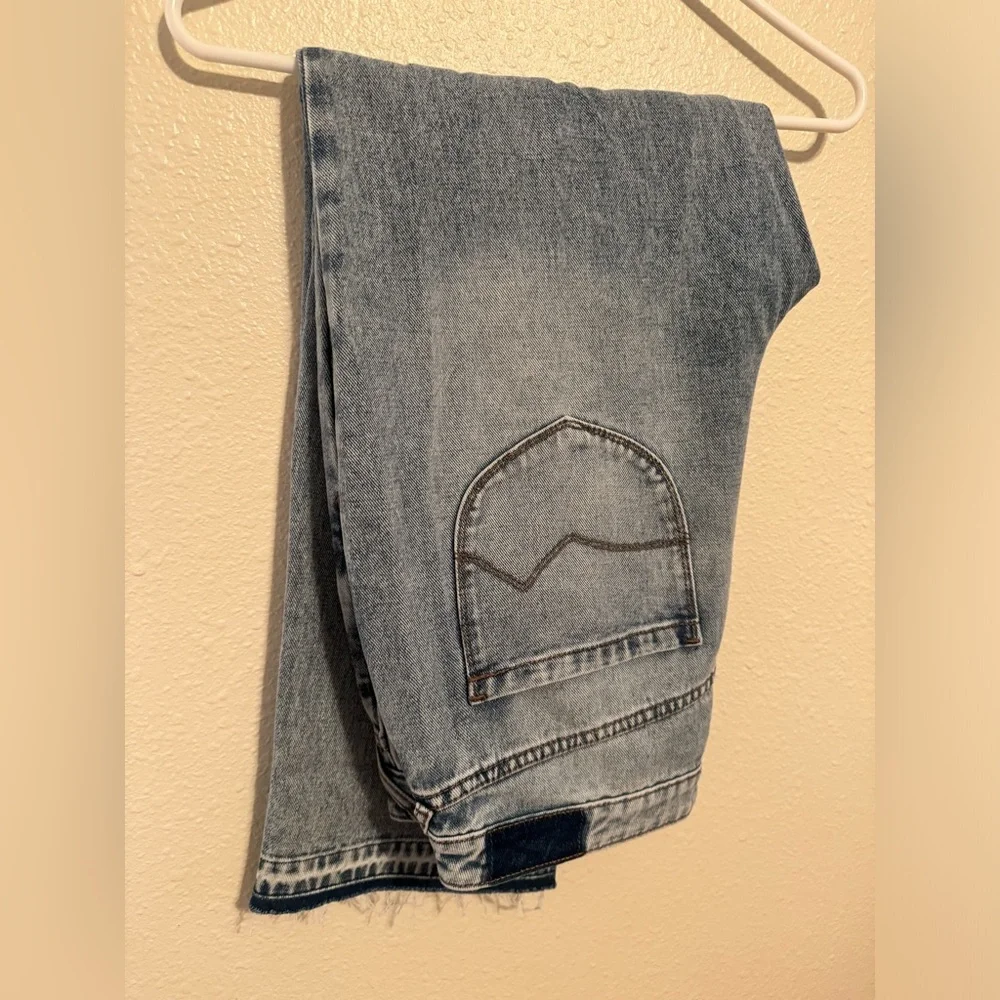 High Rise Straight - Women Jeans - Picture 6 of 12